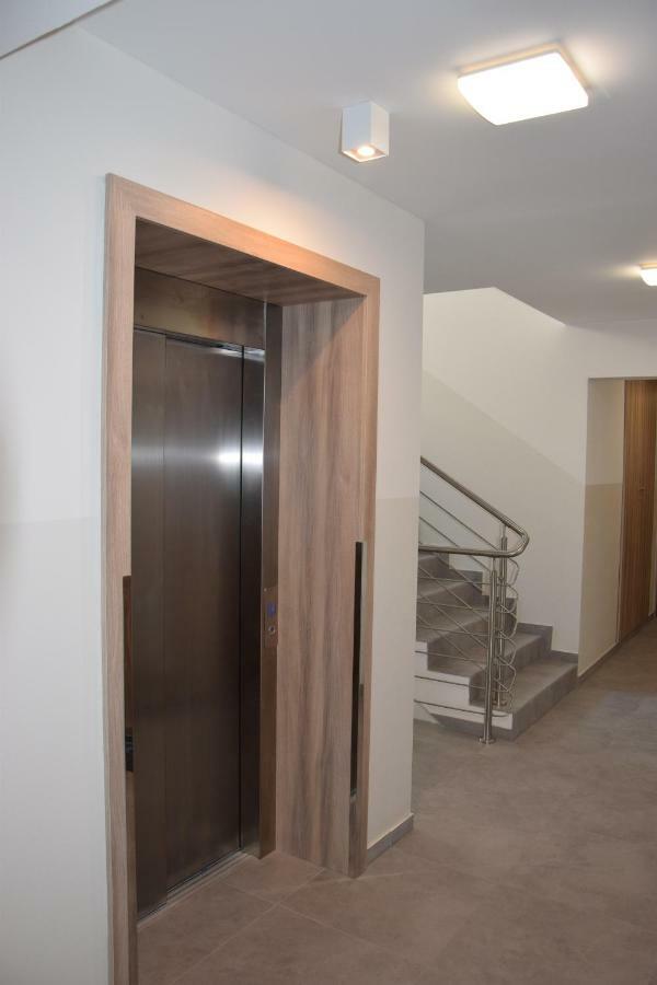 Apartament Ibiza Przy Plazy Rewal Esterno foto